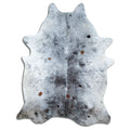 Salt & Pepper Kuhfell, ca. 240 × 180 cm, von oben fotografiert: genau das Fell, das Sie erhalten