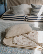 Kinderdecke „Haselnuss“ aus Merinowolle | zweilagig