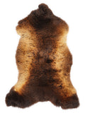 Mehrfarbiges britisches Lammfell, ca. 110 × 55 cm, von oben fotografiert: genau das Fell, das Sie erhalten