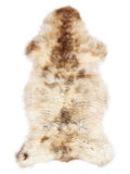 Mehrfarbiges britisches Lammfell, ca. 115 × 60 cm, von oben fotografiert: genau das Fell, das Sie erhalten