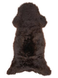 Braunes Lammfell, ca. 130 × 55 cm, von oben fotografiert: genau das Fell, das Sie erhalten