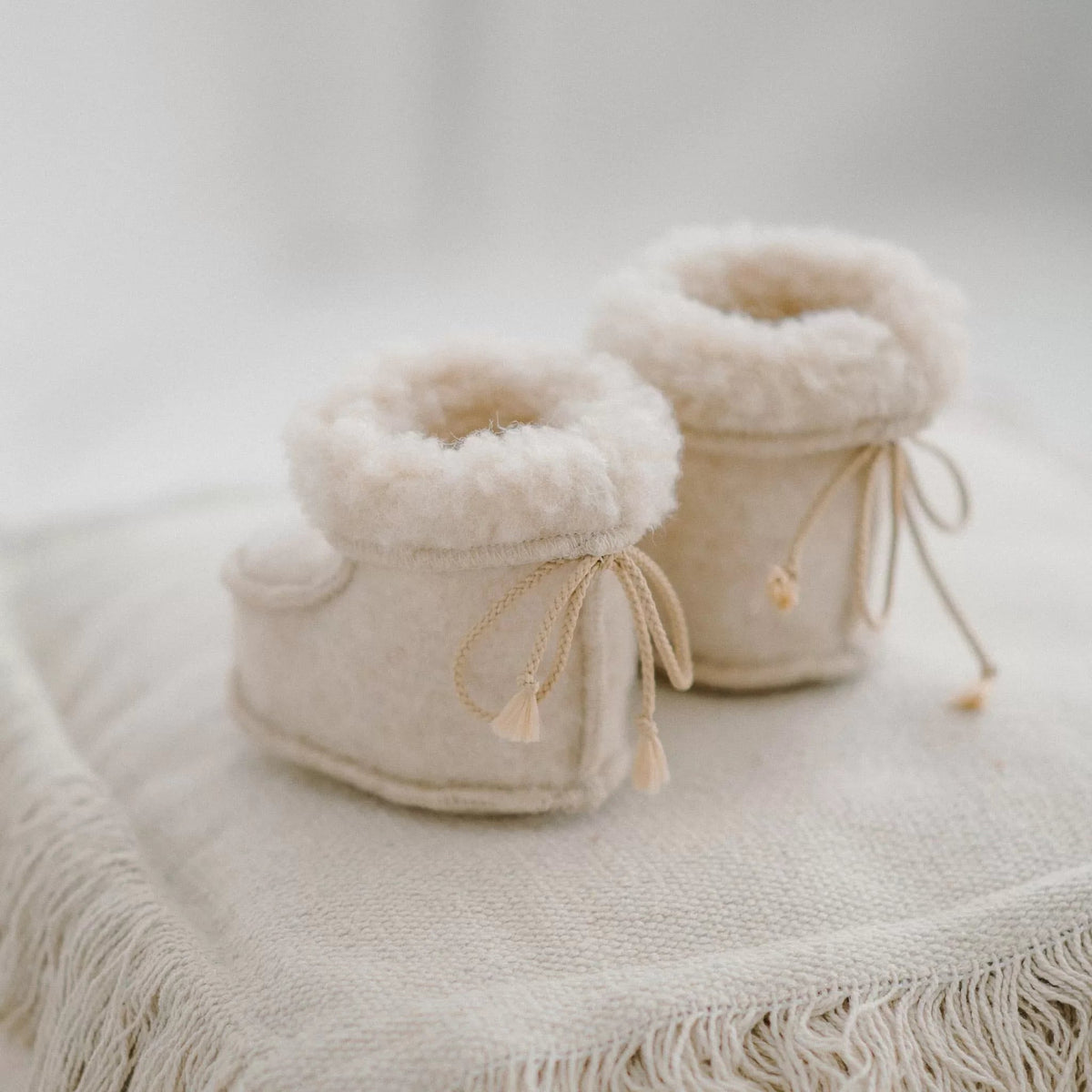 Baby Merino Schühchen – Bild 4 von 4