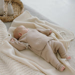 Babyhöschen „Schaf“ mit Stickerei; beige